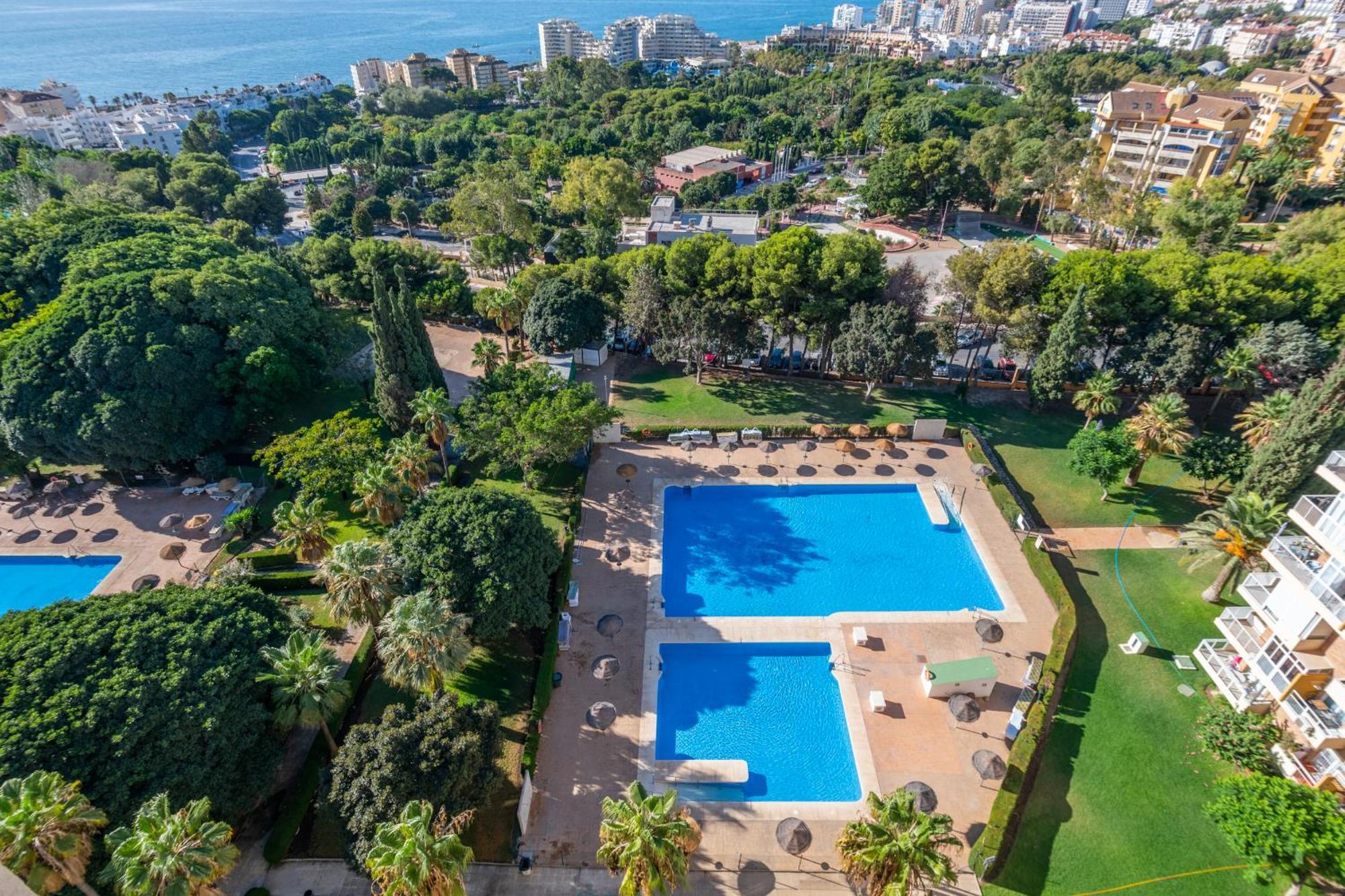 Hercules Pool & Beach Benalmadena Luaran gambar